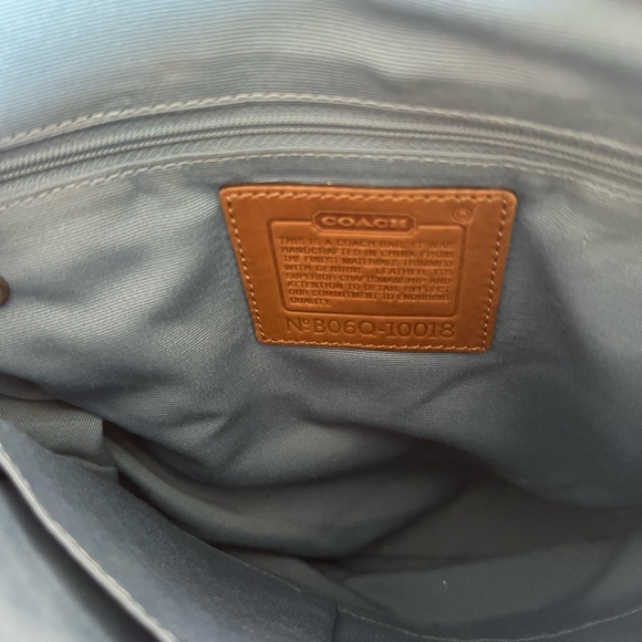 Patchwork Shoulder Bag - Picture 3 of 4